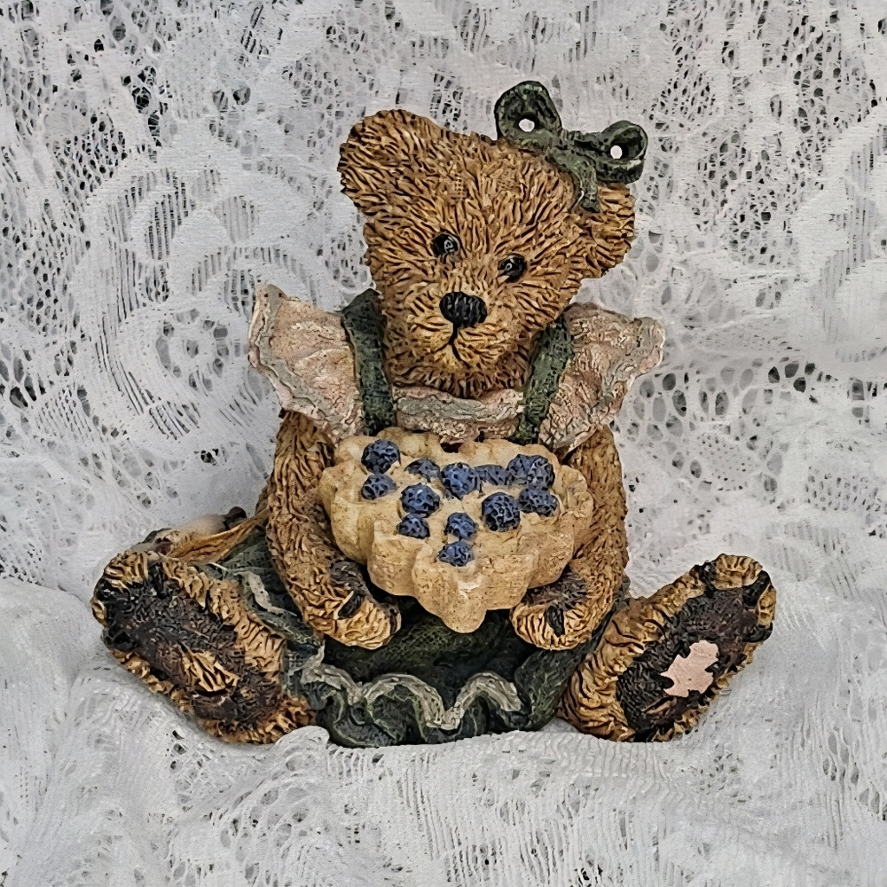 Boyds Bears & Friends Figurine * Bailey the Baker.. with Sweetie Pie * Vintage
